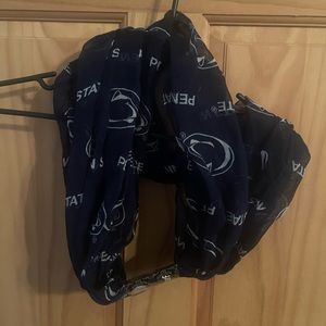 New With Tags, Penn State Team Scarf